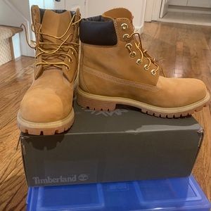 Men’s Timberlands 6 inch waterproof workboots
